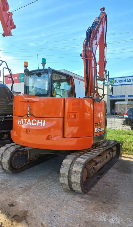 Mini excavadora HITACHI ZX 85 US-6 ocasión